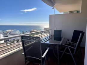 Sunny 2-bedroom apartment with sea view Castell De Ferro